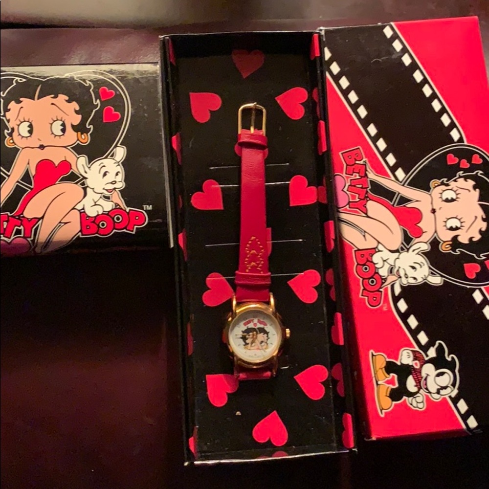 Betty Boop Vintage Watch with box and slip cover.